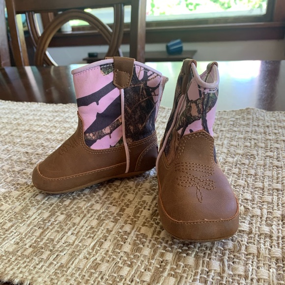 Blazin Roxx baby booties - Picture 3 of 3